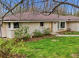6731 S 111th St, Franklin, WI 53132