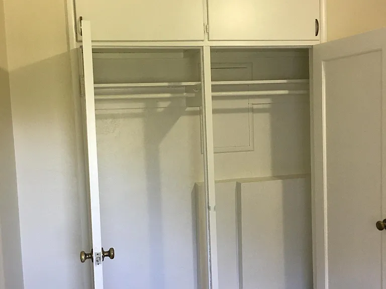 4455 University Ave — Photo 13