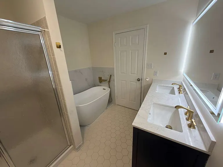 8201 Bell Ln — Photo 6