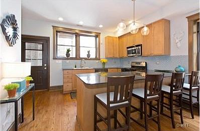 4th image of 1354 W Balmoral Ave #1