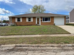 906 Tomahawk Trl, Xenia, OH 45385