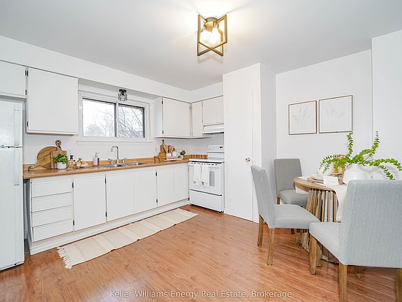2nd image of 1333 Mary St N #39