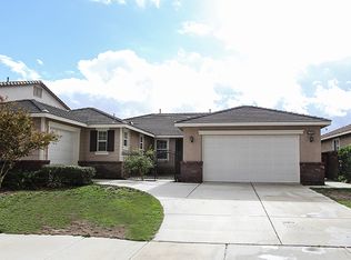 27685 Lake Ridge Dr, Menifee, CA 92585