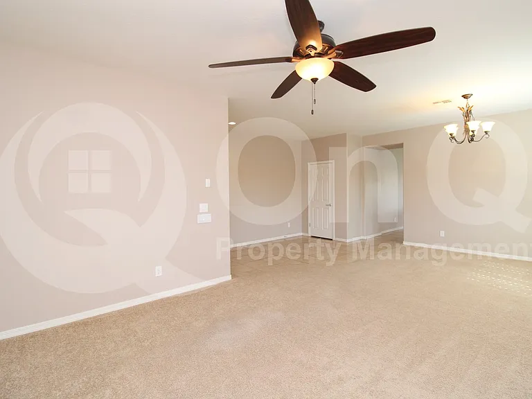 27105 N 52nd Ave — Photo 10