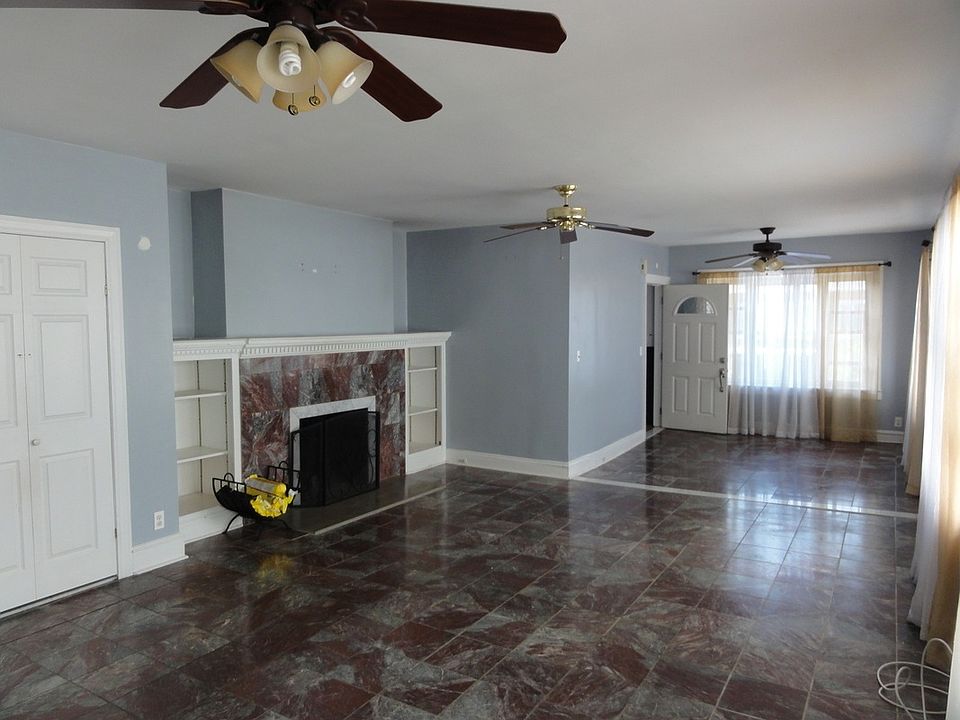 1st image of 2157 24th St
