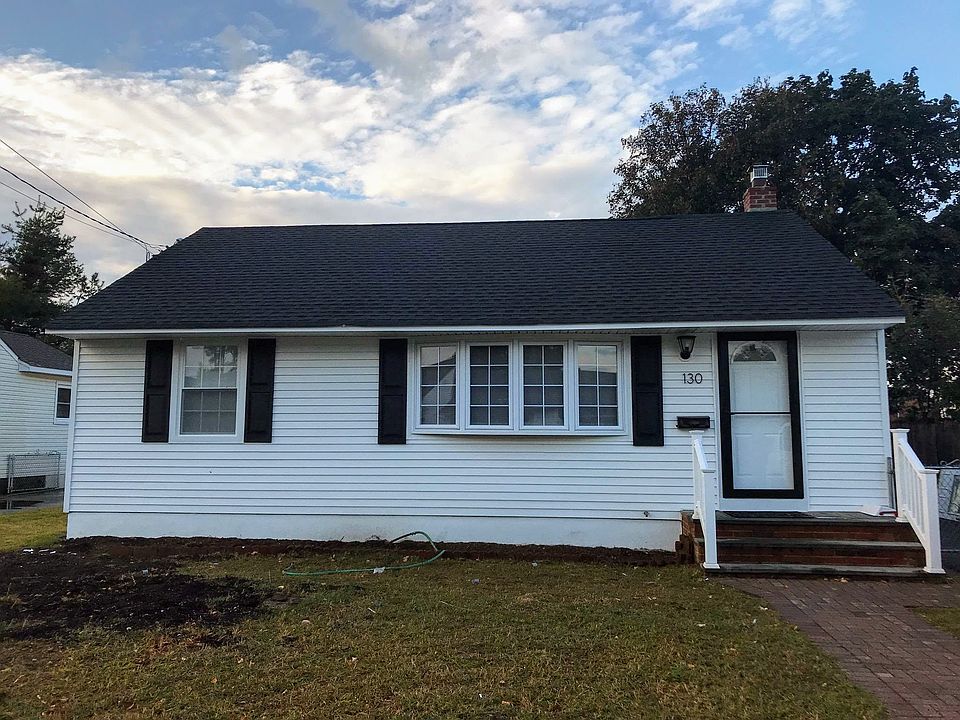 1st image of 130 Princess St