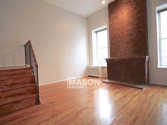 3rd image of 470 W 23rd St #202A
