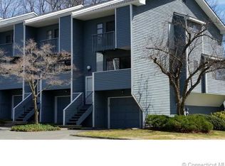 20 Hudson St #13, Bethel, CT 06801