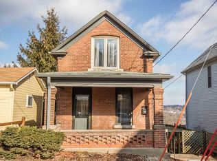 419 Lowell St, Dubuque, IA 52001
