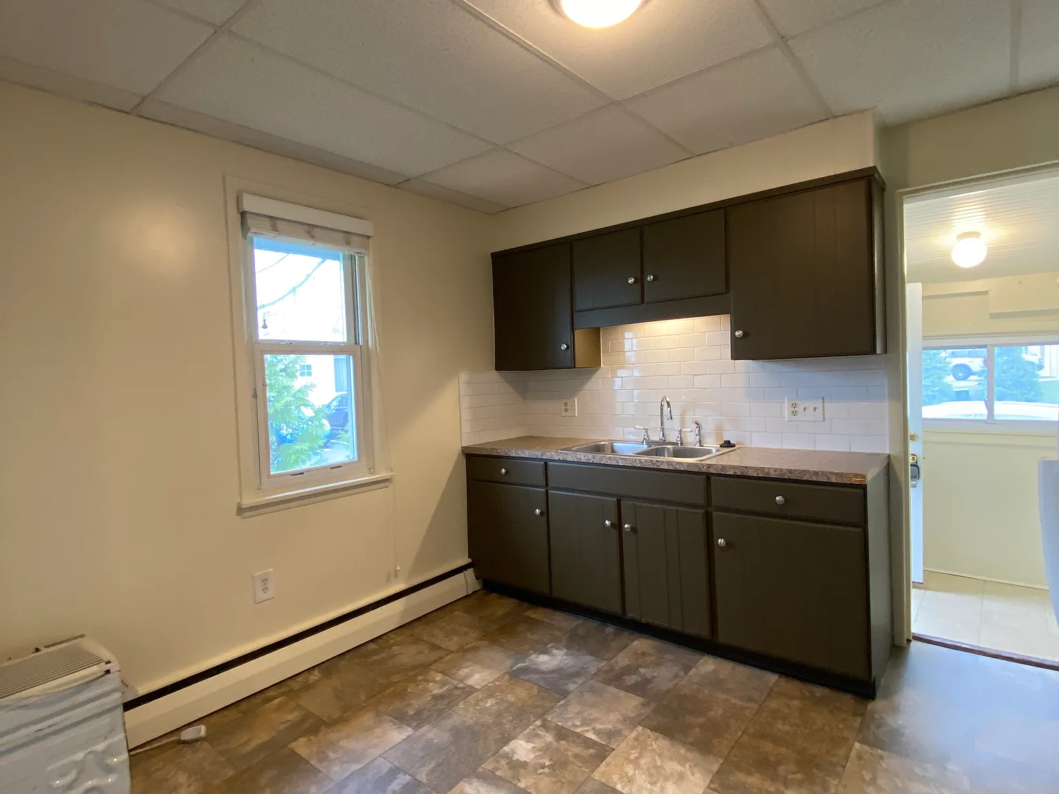 2 bed, 800 sqft, $1,575 — Photo 3