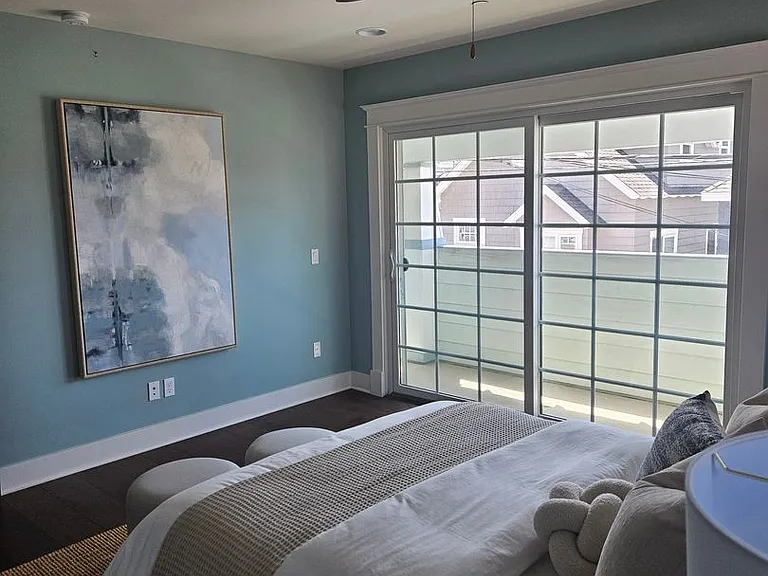 816 F Ave — Photo 3