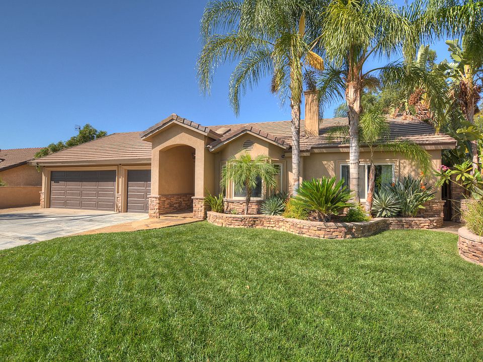 Fabulous 4 Bedroom 3 Bath 