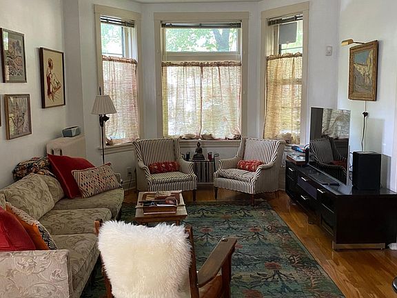 4th image of 5043 N Winchester Ave #1F