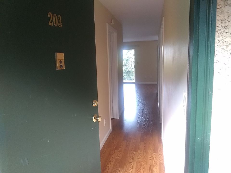 Mercer Manor Apartments 2717 76th Ave SE Mercer Island WA Zillow