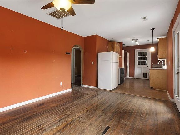 4th image of 712 Isley Blvd