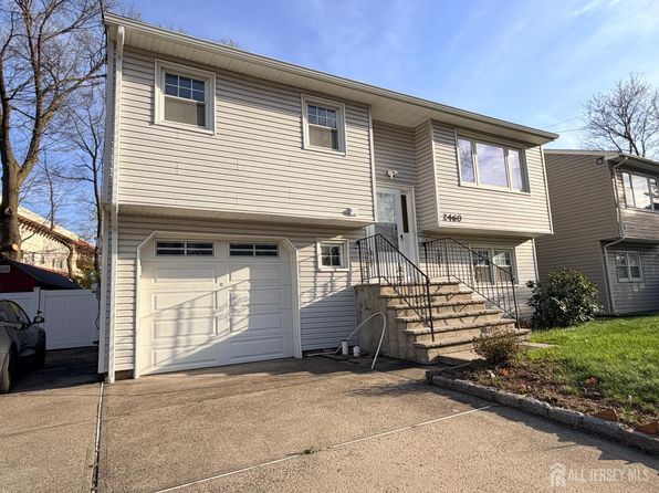 2460 Woodbridge Ave