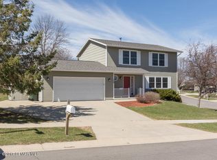 329 43rd Ave NW, Rochester, MN 55901