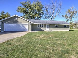 2263 Wilcox Ln, Decatur, IL 62526