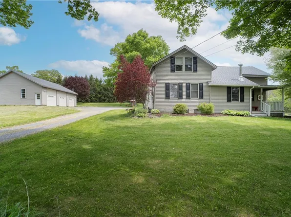 1680 Berry Rd, La Fayette, NY 13084