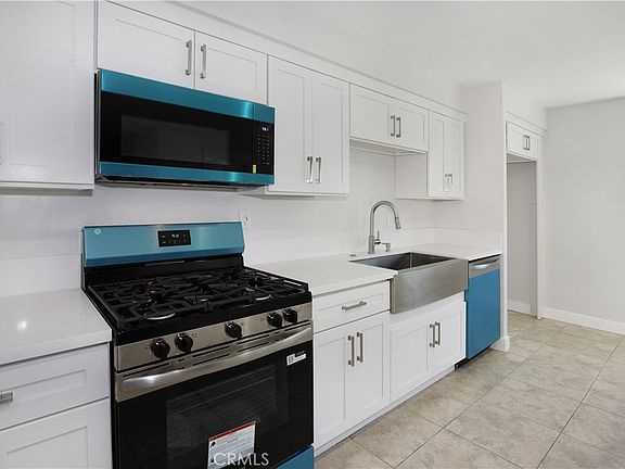 5th image of 2105 W Hall Ave