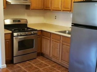 718 41st St APT 3, Brooklyn, NY 11232