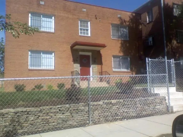 312 62nd St NE, Washington, DC 20019