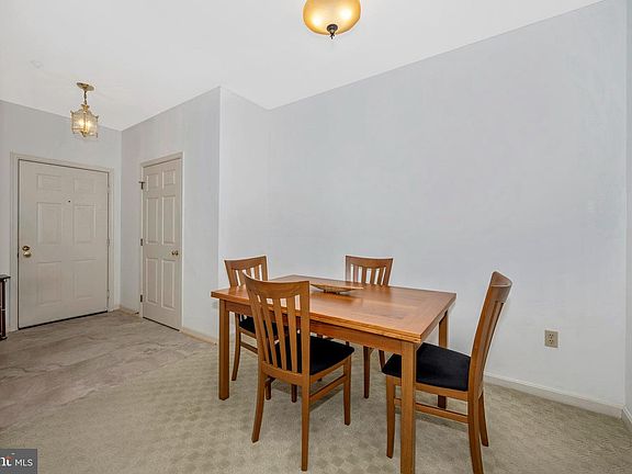 5th image of 8203 Blue Heron Dr APT 2D