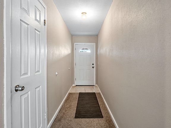 4th image of 222 NW 11th St