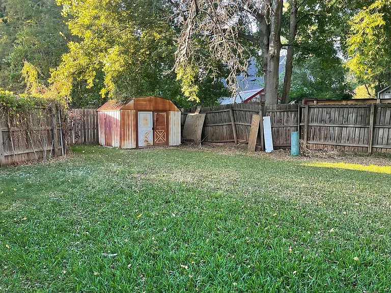 1408 Preston Ct — Photo 16