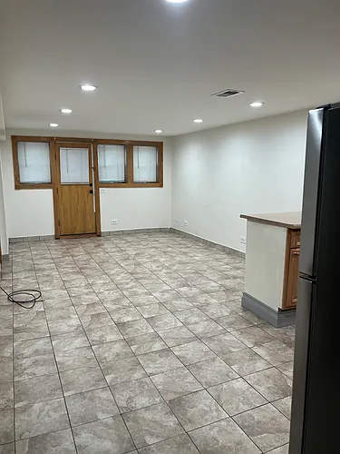 4434 S California Ave #BASEMENT Photo 1