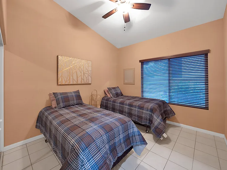 4232 E Rancho Caliente Dr — Photo 26