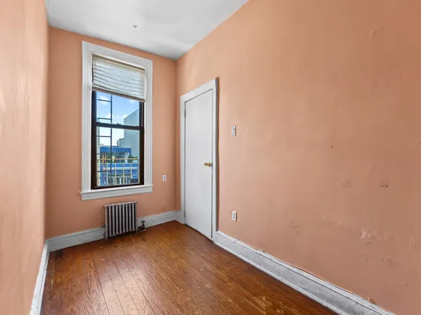 325a 22nd Street image 16 of 20