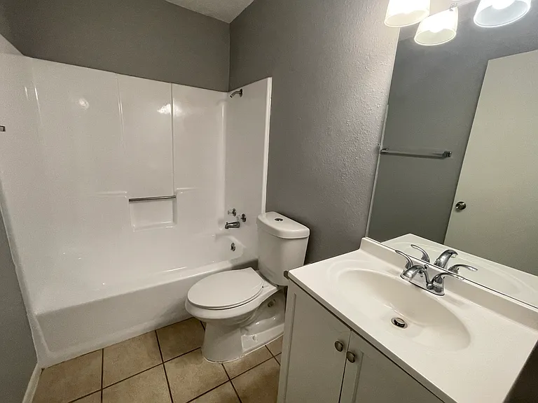 2700 Sunny Ln #12 — Photo 8