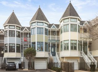 3342 N Racine Ave, Chicago, IL 60657