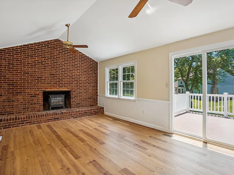 3307 Flintwood Ct — Photo 16