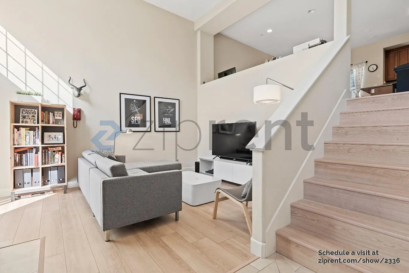 3 bed, 2.5 bath, 1592 sqft, $4,000 — Photo 4