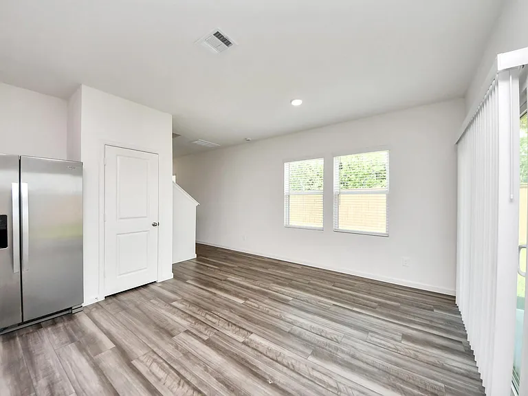 10303 Rose Mar Dr #B — Photo 8