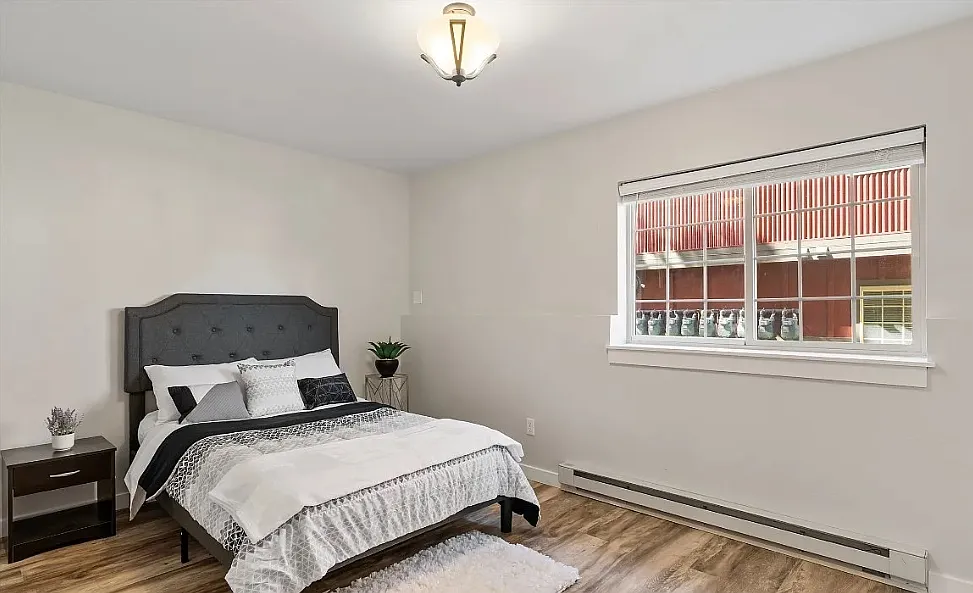 Building Photo - 4635 Bembrick St #1B