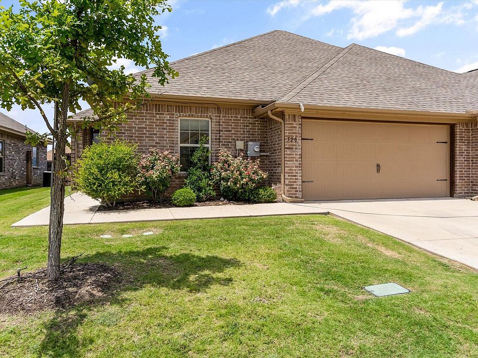 1st image of 516 Landry Ct #520