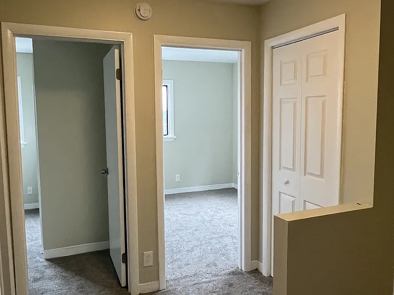 533 Saint Marys Dr — Photo 16