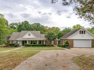 695 Mount Olivet Rd, Columbia, TN 38401