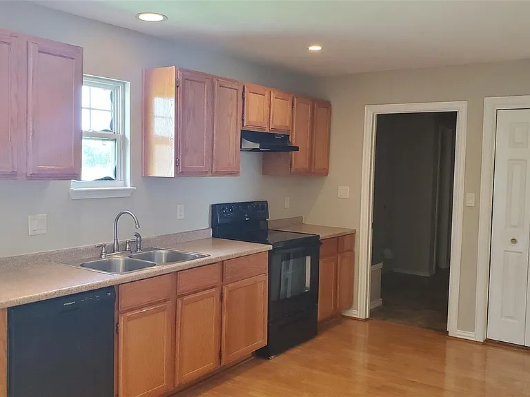 1656 County Road 697 — Photo 14