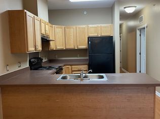 1583 Fort St #209, Lincoln Park, MI 48146