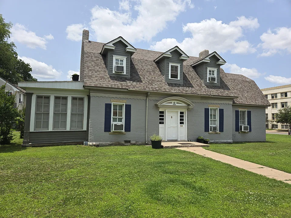 606 Chautauqua Ave #7
