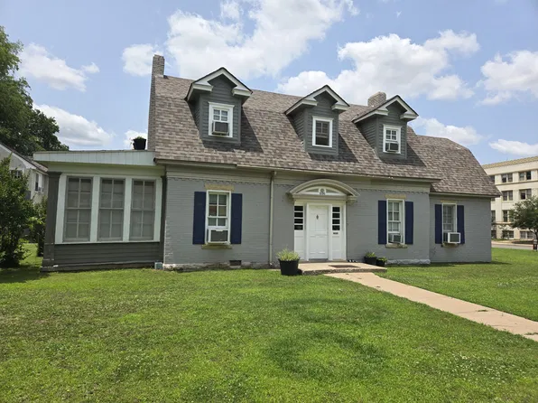 606 Chautauqua Ave APT 7, Norman, OK 73069
