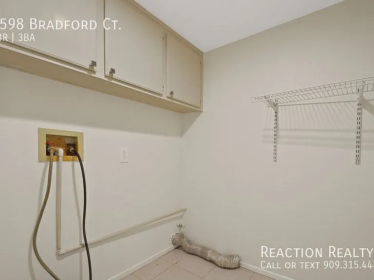 6598 Bradford Ct — Photo 19