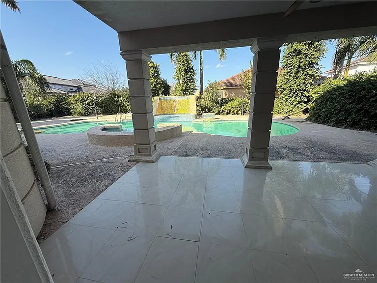 4004 El Jardin — Photo 10