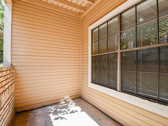 2nd image of 2300 Old Spanish Trl APT 1002