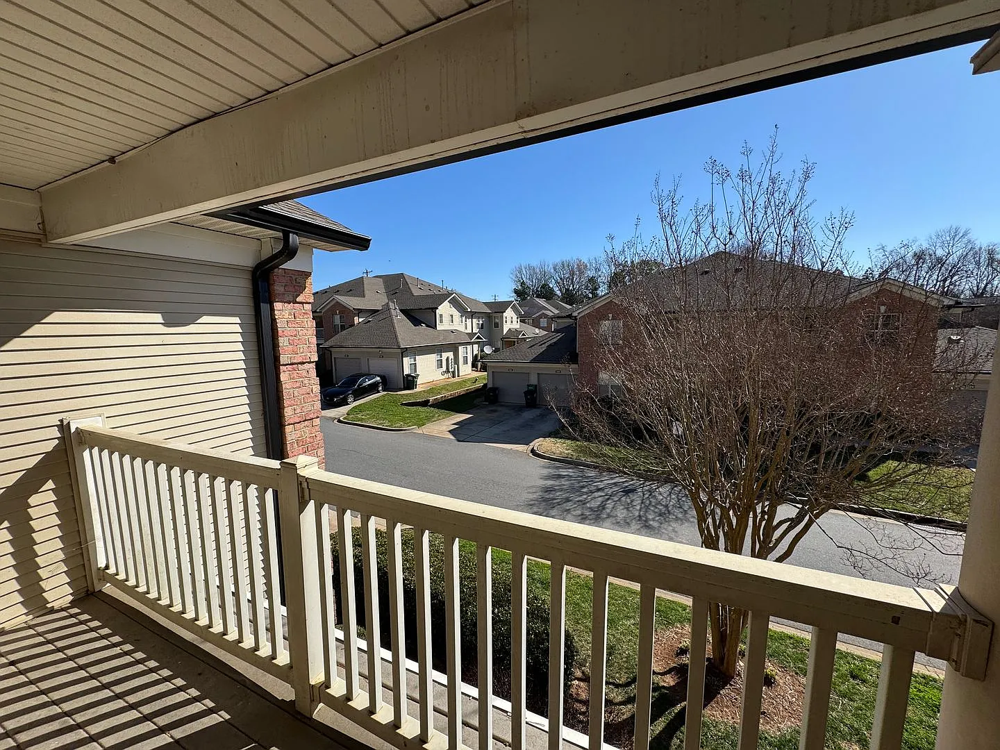 7333 Michael's Landing Drive — Photo 2