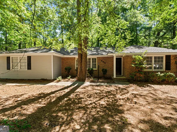 995 Roundtable Ln, Macon, GA 31220
